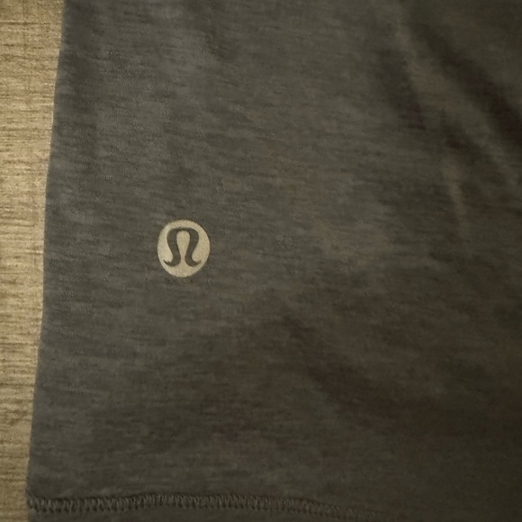 Lululemon Gray Criss Cross Tank Top and built in Beige Sports Bra Size 6 - Picture 5 of 12